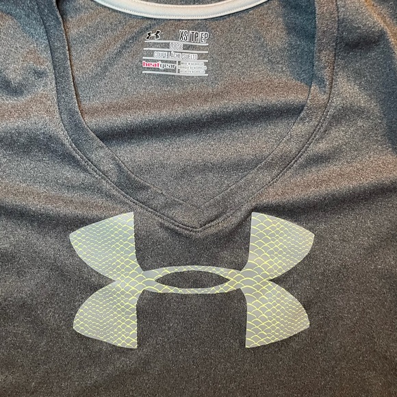 Under Armor Workout Tee - Picture 2 of 4